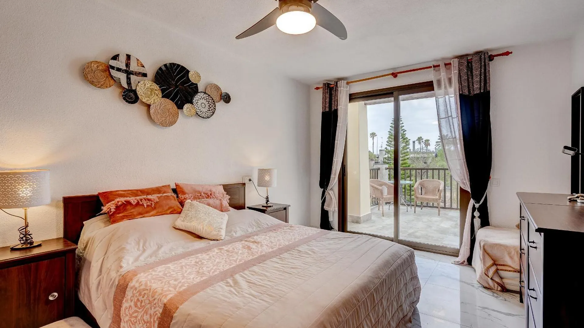 Villa Natali ,Luxury 3-Levels Large Villa On Tenerife, Ocean View, Private Poo L& Barbecue Area Costa Adeje  Spanje